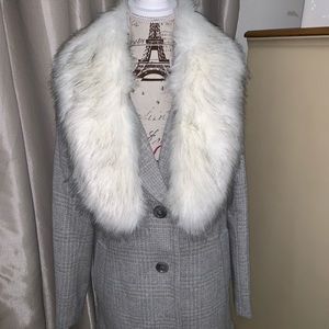 Tahari coat with Fur